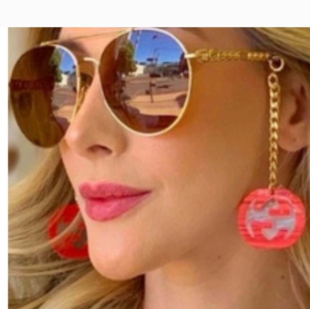 Gucci sunglasses with GG charm authentic aviator sunnies new